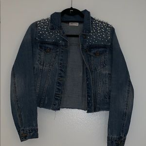 Sunset and spring cropped denim jacket with pearls